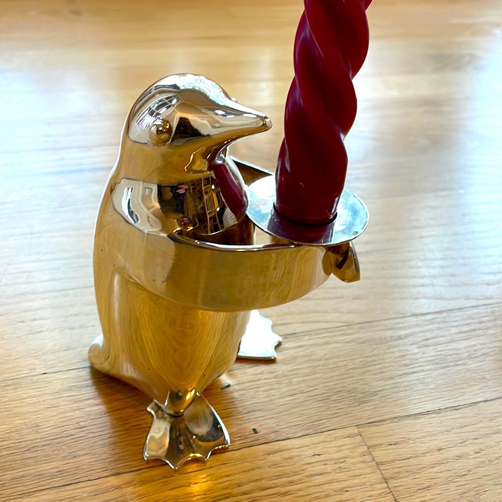 Silver plate🐧holiday candle holder